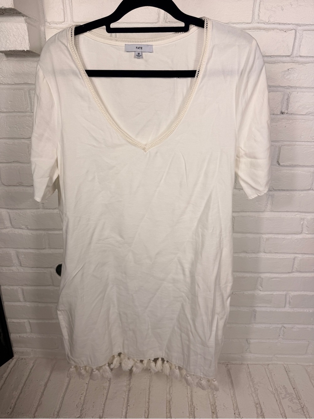 Fate Cream V-Neck‎ Tunic with Crochet Trim Medium